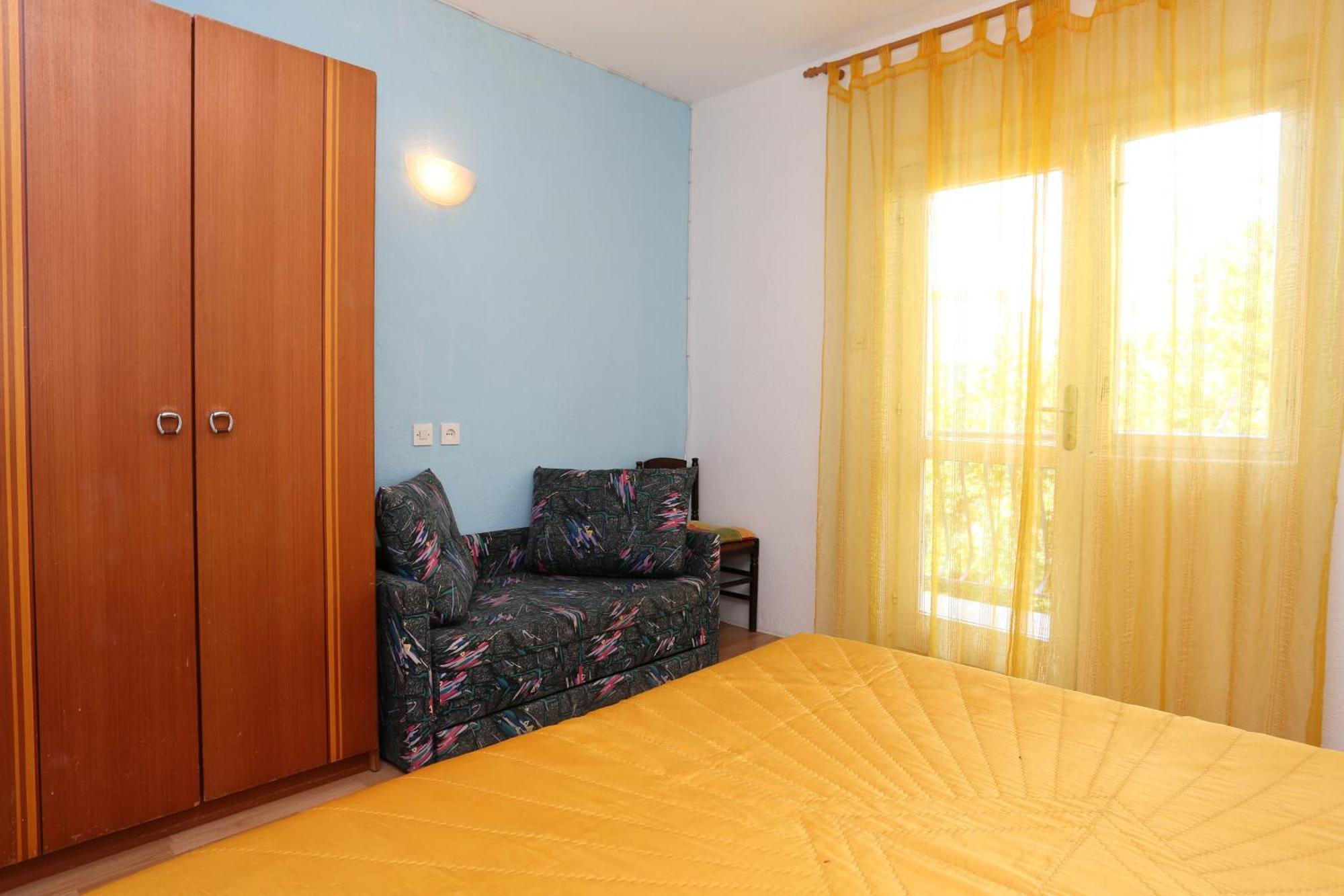 Apartment Igrane 10033A Номер фото